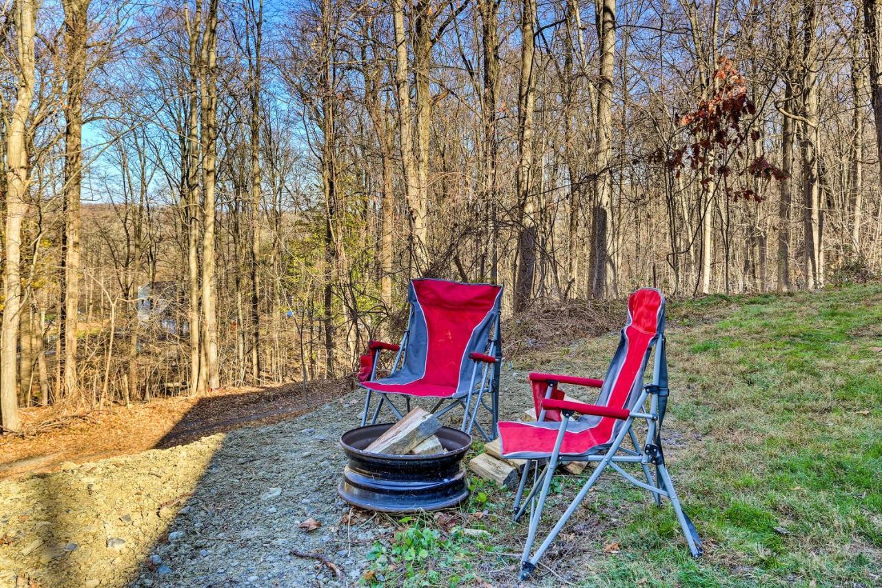 Charming Beacon Apt With Fire Pit Near Hiking! Екстериор снимка